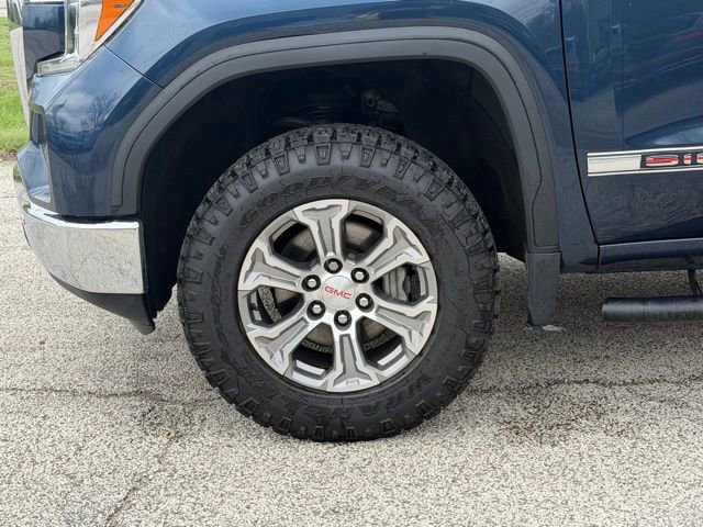 Used 2021 GMC Sierra 1500 4x4 Crew Cab w/ Sierra Value Package image 8