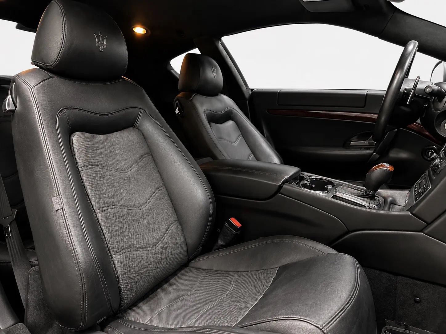 Used 2012 Maserati GranTurismo S RWD image 19