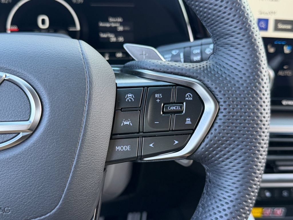 Certified 2026 Lexus TX 500h AWD w/ Technology Package image 19
