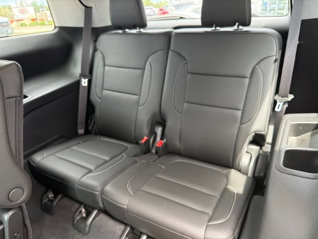 Used 2023 GMC Acadia SLT w/ Elevation Edition FWD image 14
