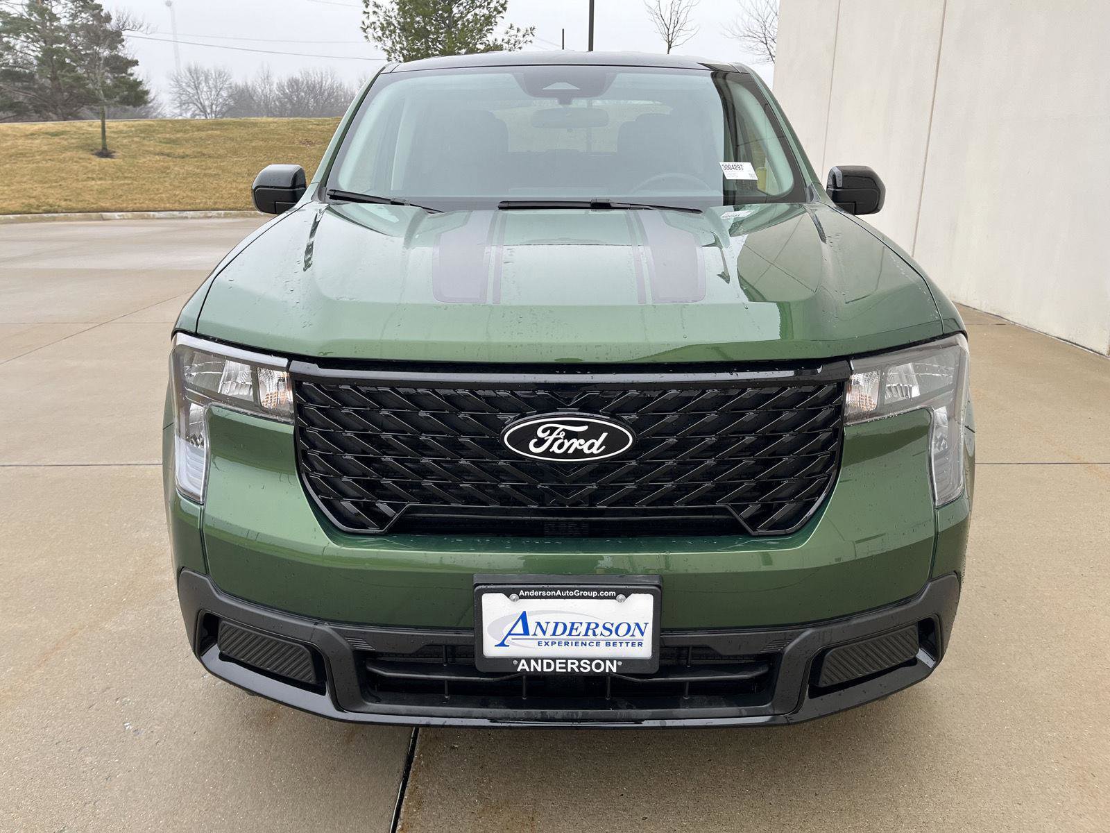 New 2025 Ford Maverick XLT w/ XLT Luxury Package image 2