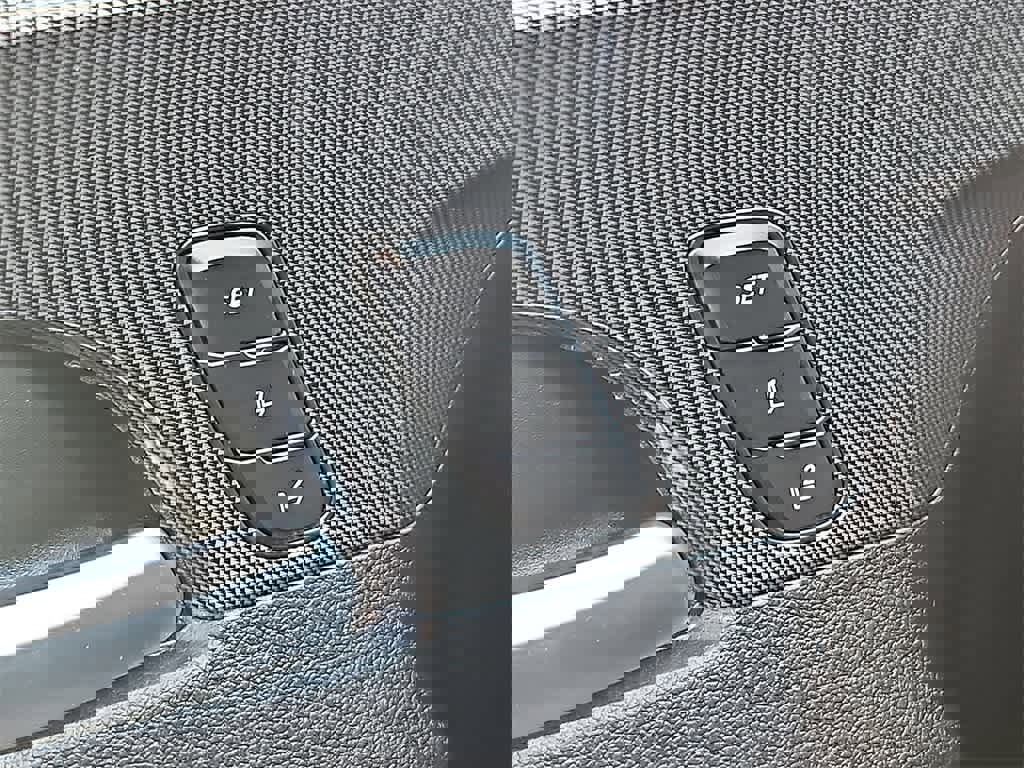 Used 2023 Hyundai Santa Fe Limited image 22