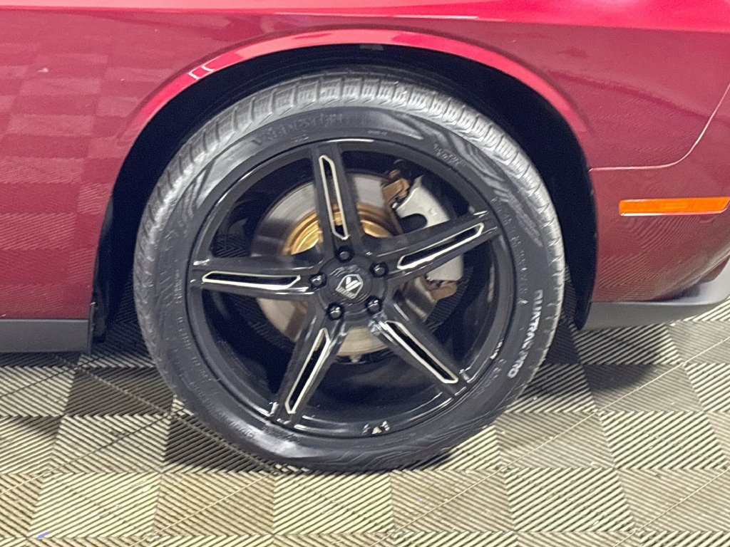 Used 2019 Dodge Challenger SXT w/ Driver Convenience Group AWD/4WD image 22