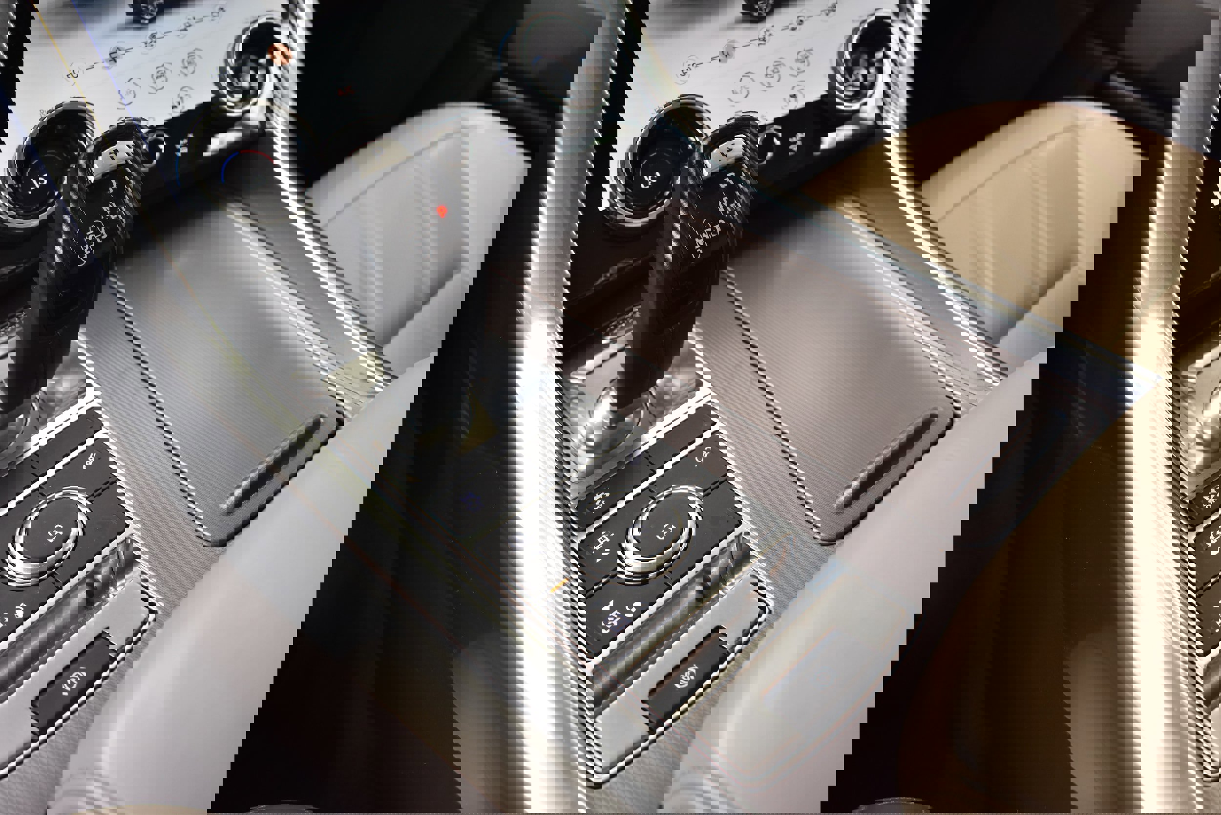 Used 2019 Land Rover Range Rover Sport HSE image 43