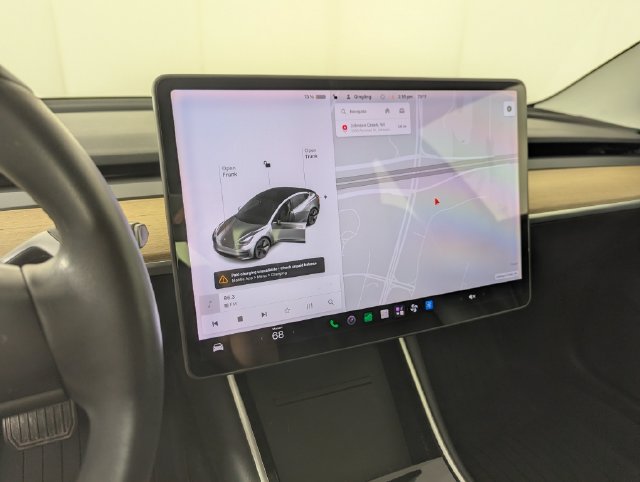 Used 2020 Tesla Model 3 Standard Range Plus RWD image 13