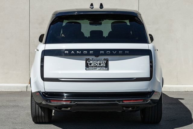 Used 2025 Land Rover Range Rover Autobiography image 4