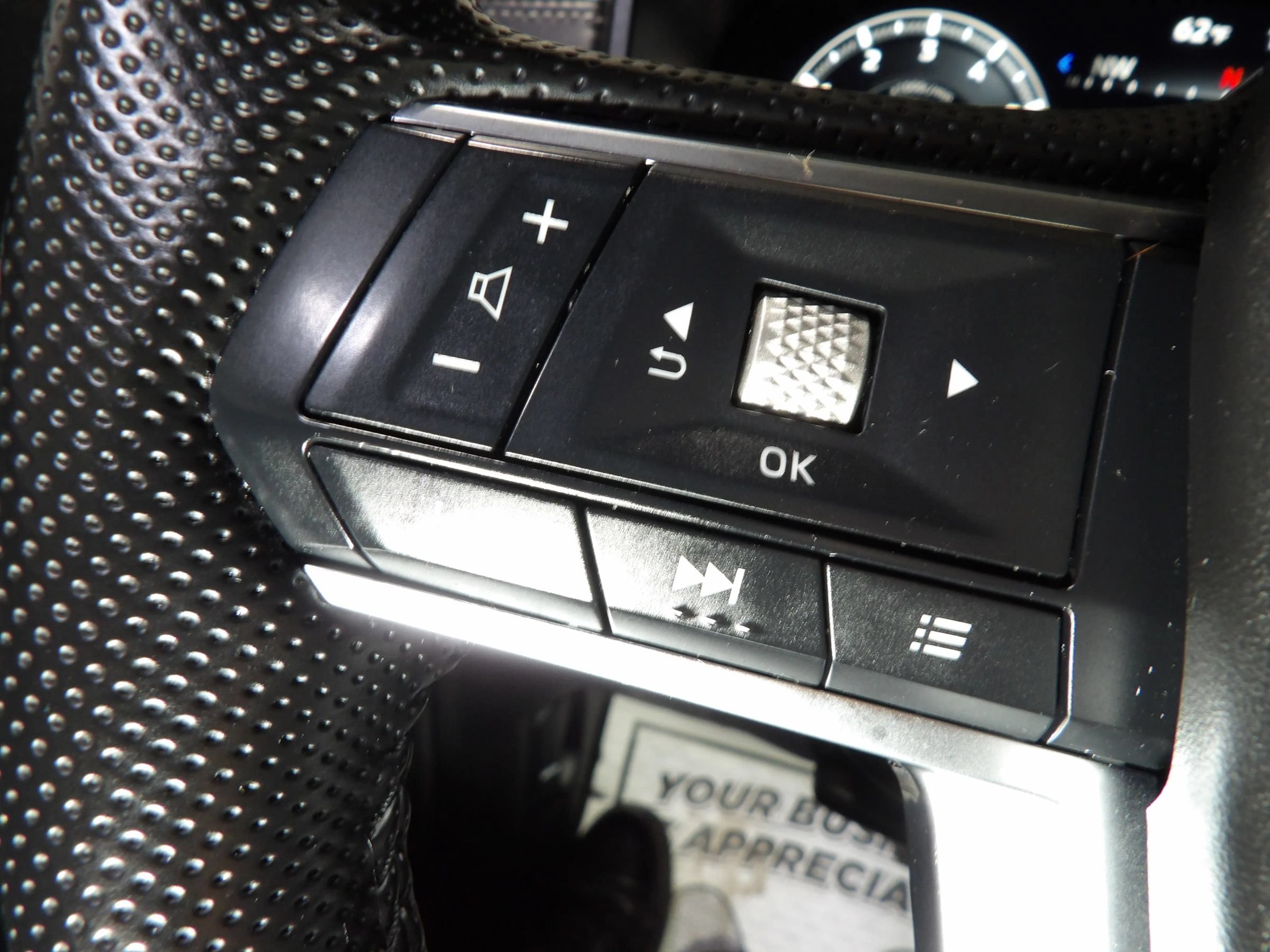 Used 2024 Mitsubishi Outlander SE Black Edition AWD/4WD image 25
