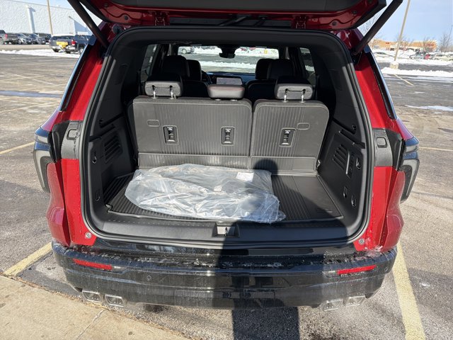 New 2026 Chevrolet Traverse RS w/ LPO, Floor Liner Package image 36