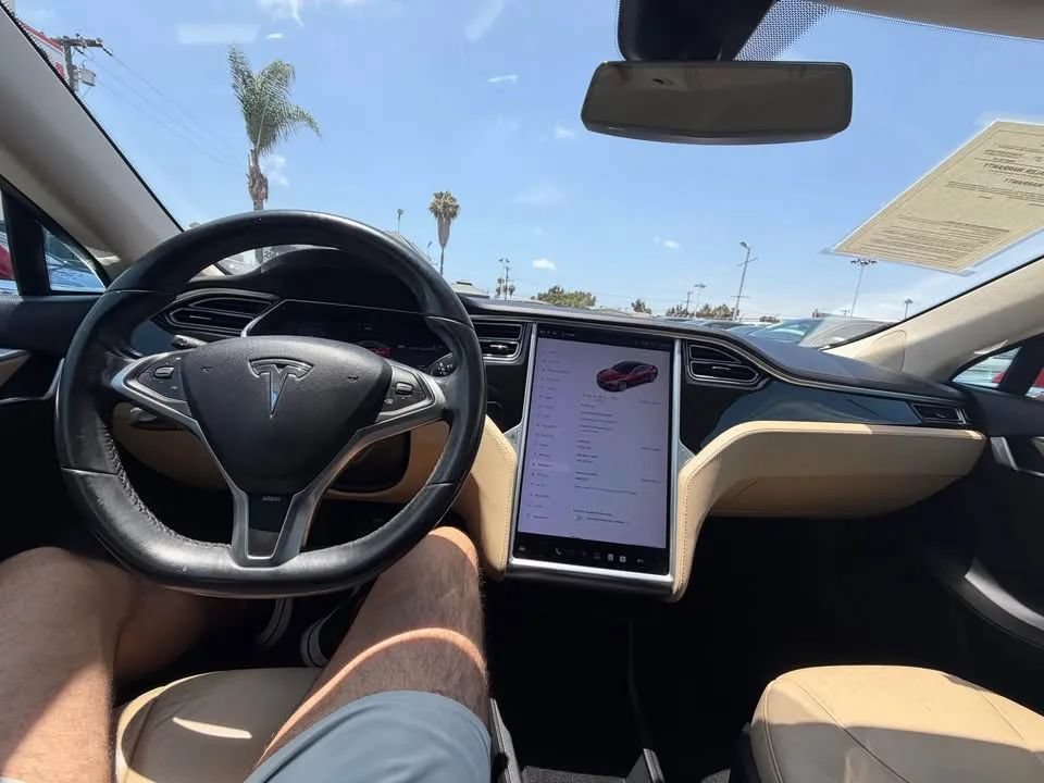 Used 2014 Tesla Model S P85 RWD image 6