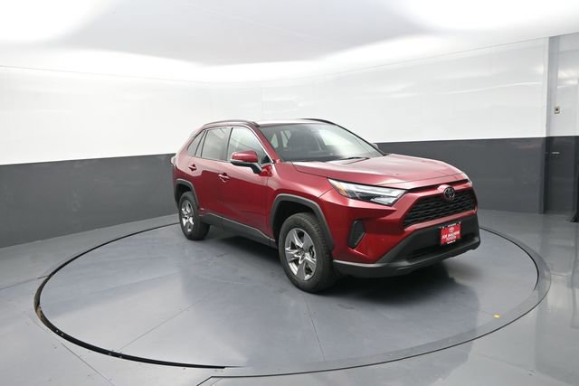 Used 2025 Toyota RAV4 XLE AWD/4WD image 23