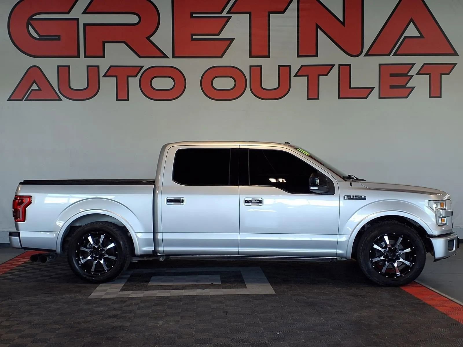 Used 2016 Ford F150 Platinum w/ Trailer Tow Package