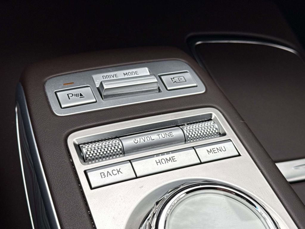 Certified 2023 Genesis GV70 2.5T w/ Advanced Package image 26