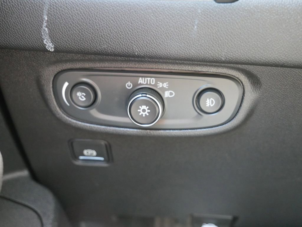 Used 2020 GMC Terrain SLT FWD image 23