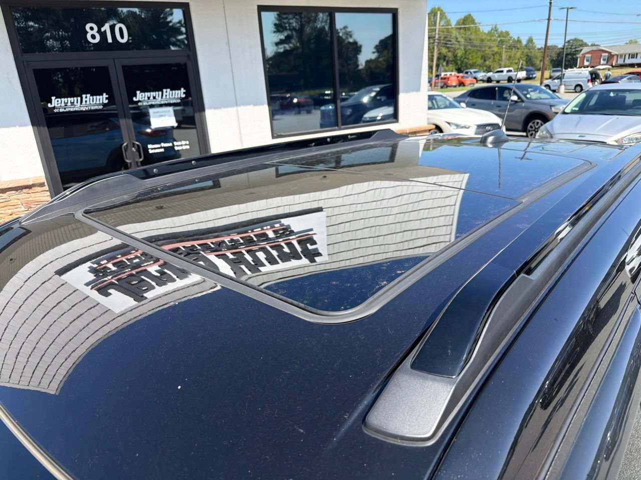 Used 2023 Chevrolet TrailBlazer RS w/ Sun and Liftgate Package FWD image 14