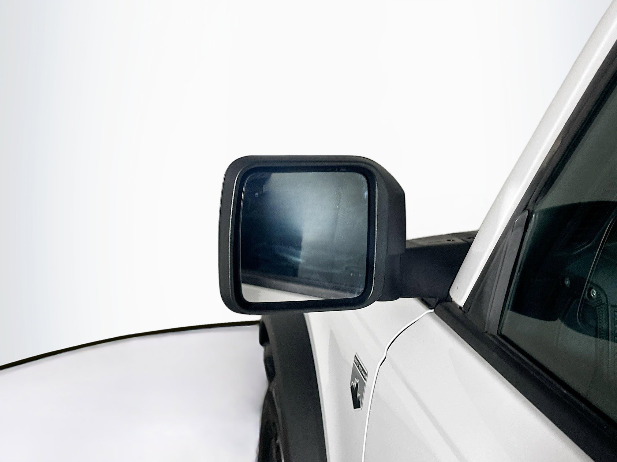 Used 2025 Ford Bronco Big Bend image 16