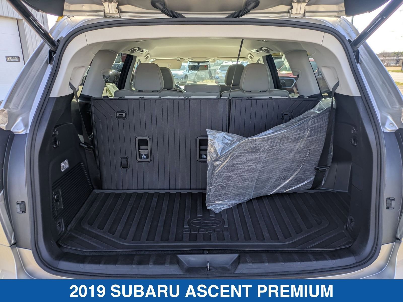 Used 2019 Subaru Ascent Premium image 33