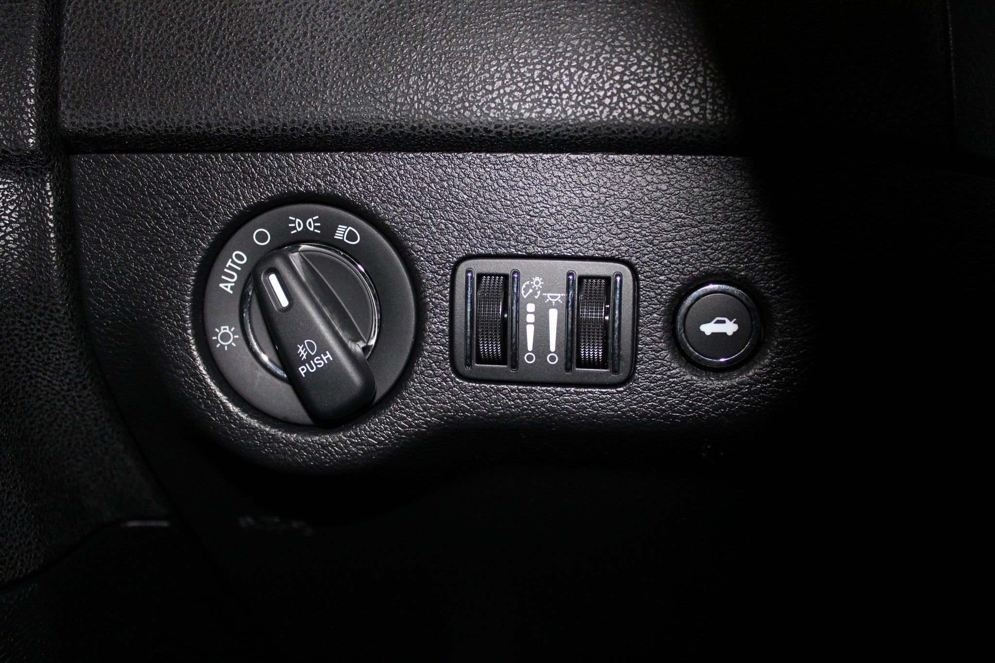 Used 2021 Chrysler 300 S image 42