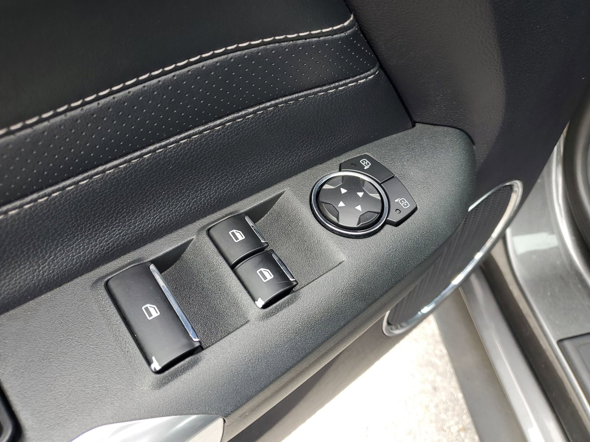 Used 2019 Ford Mustang GT Premium w/ Equipment Group 401A image 15