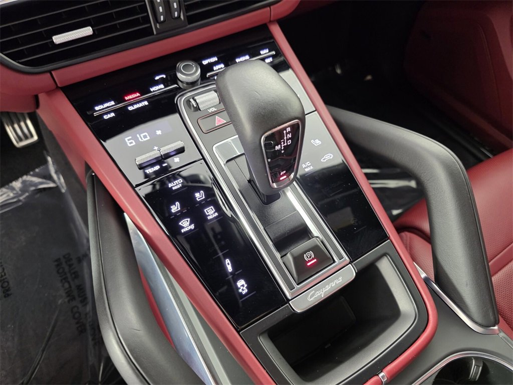 Used 2023 Porsche Cayenne Turbo image 25