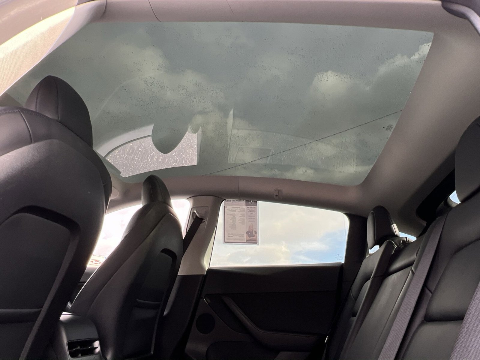 Used 2022 Tesla Model Y Long Range image 22