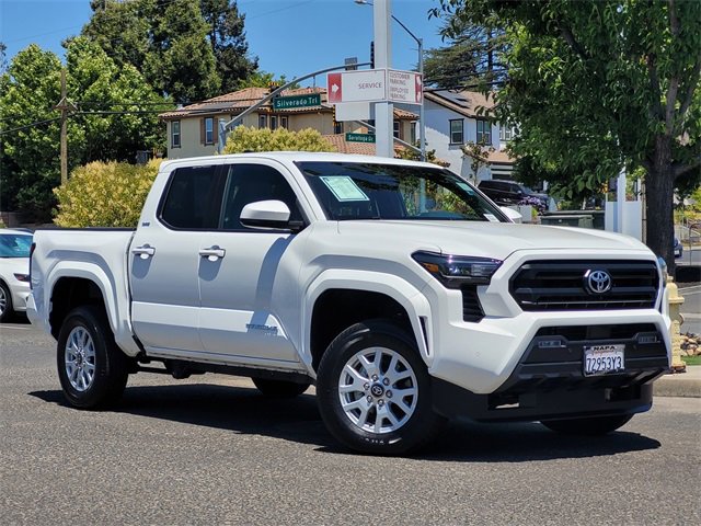 Certified 2024 Toyota Tacoma SR5 image 2