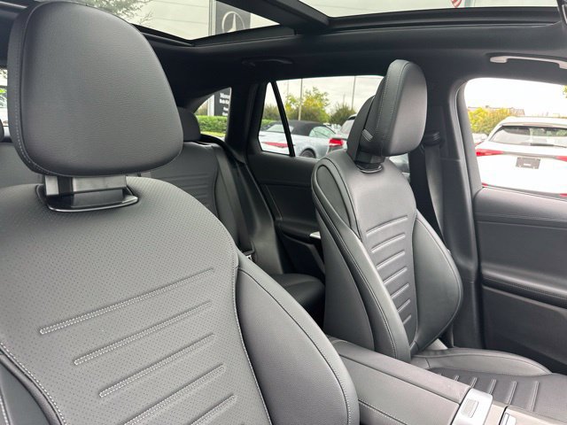 Used 2026 Mercedes-Benz GLC 300 4MATIC image 33