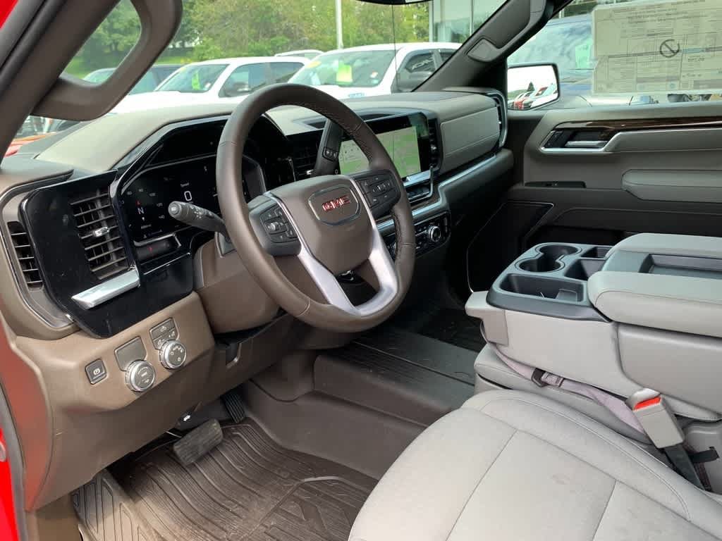Used 2026 GMC Sierra 1500 SLE w/ LPO, GMC Protection Package RWD image 22