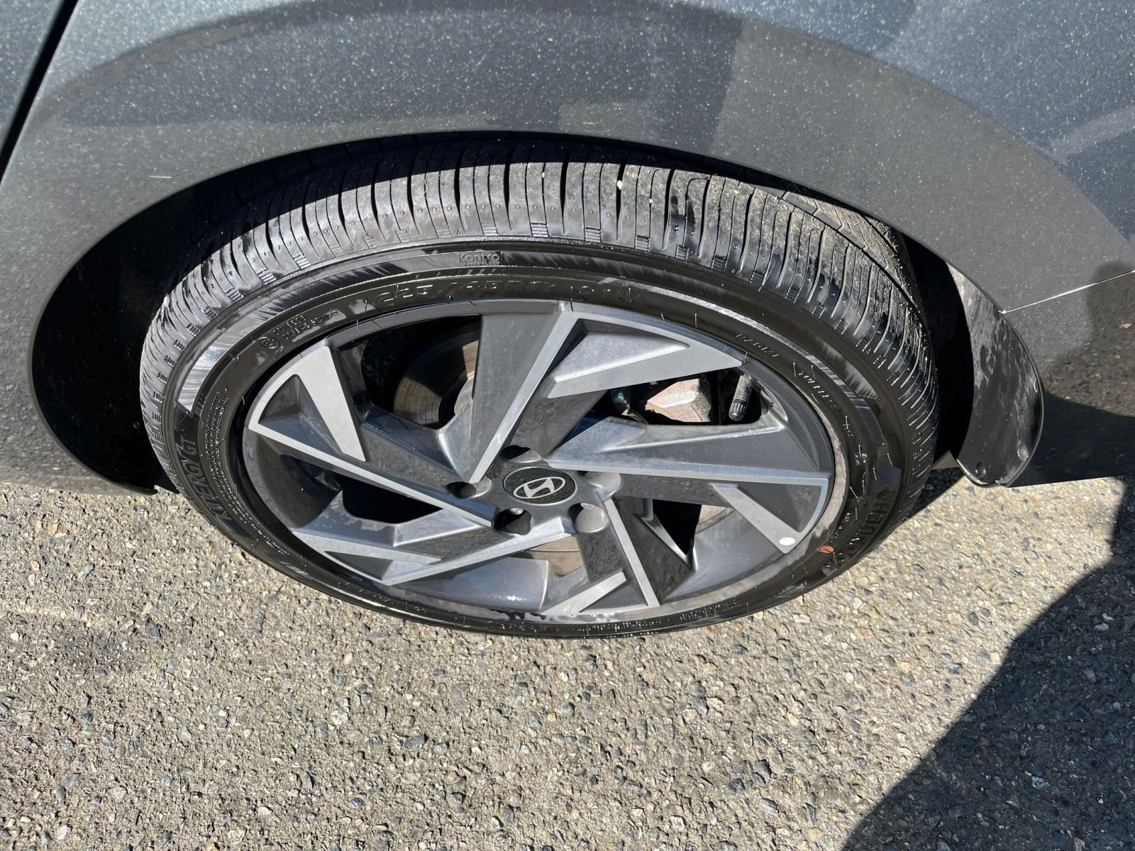 Used 2025 Hyundai Elantra SEL FWD image 33