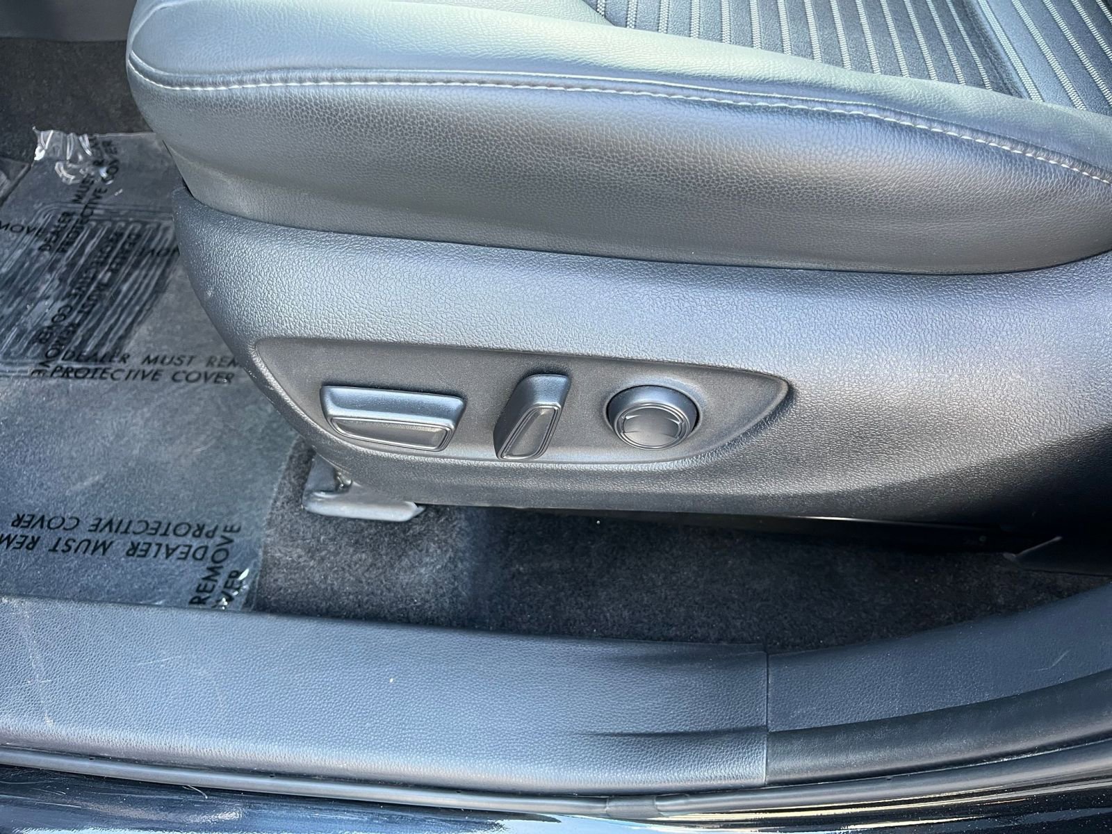 Used 2025 Toyota Highlander XSE image 22