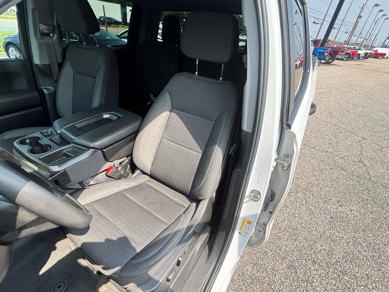 Used 2022 Chevrolet Silverado 1500 Custom RWD image 33