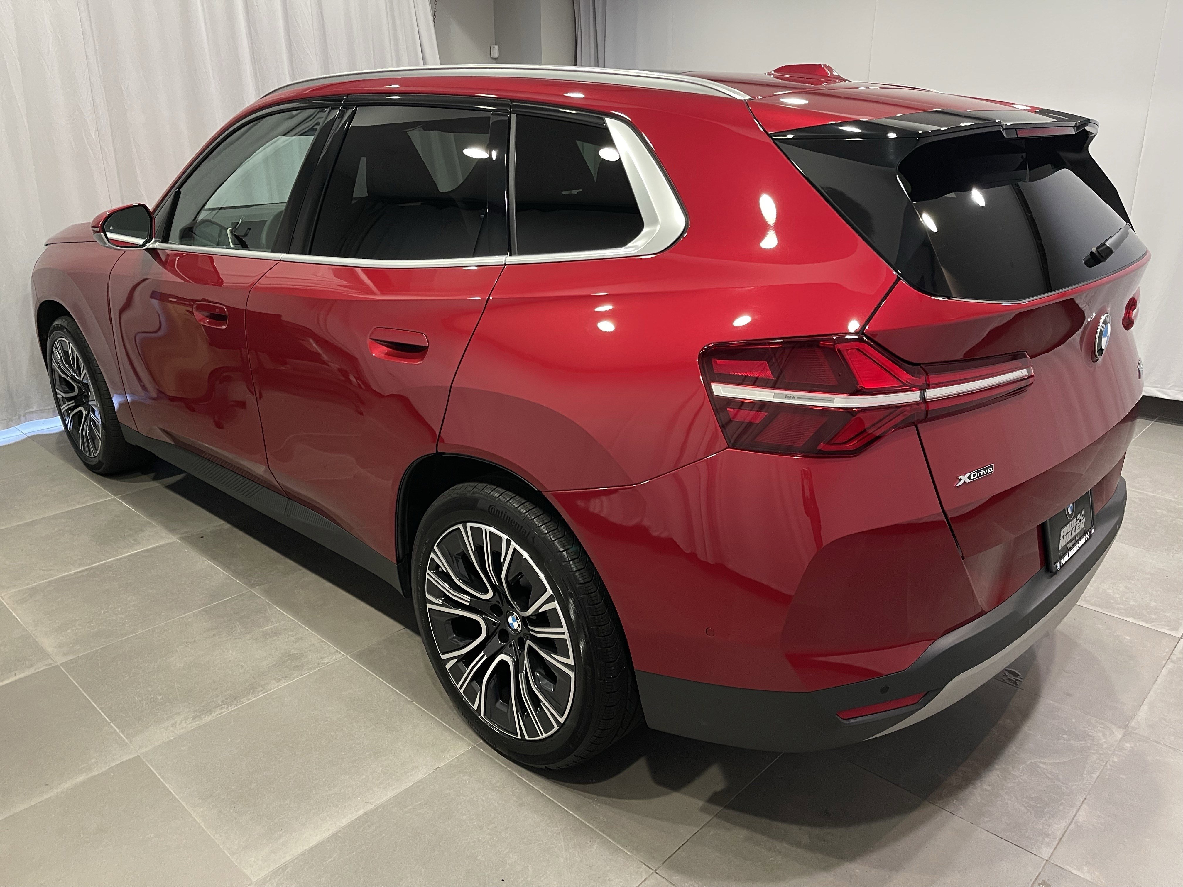 Used 2025 BMW X3 xDrive30i w/ Convenience Package image 4