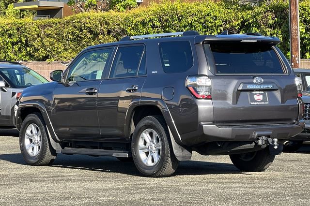 Used 2022 Toyota 4Runner SR5 image 9
