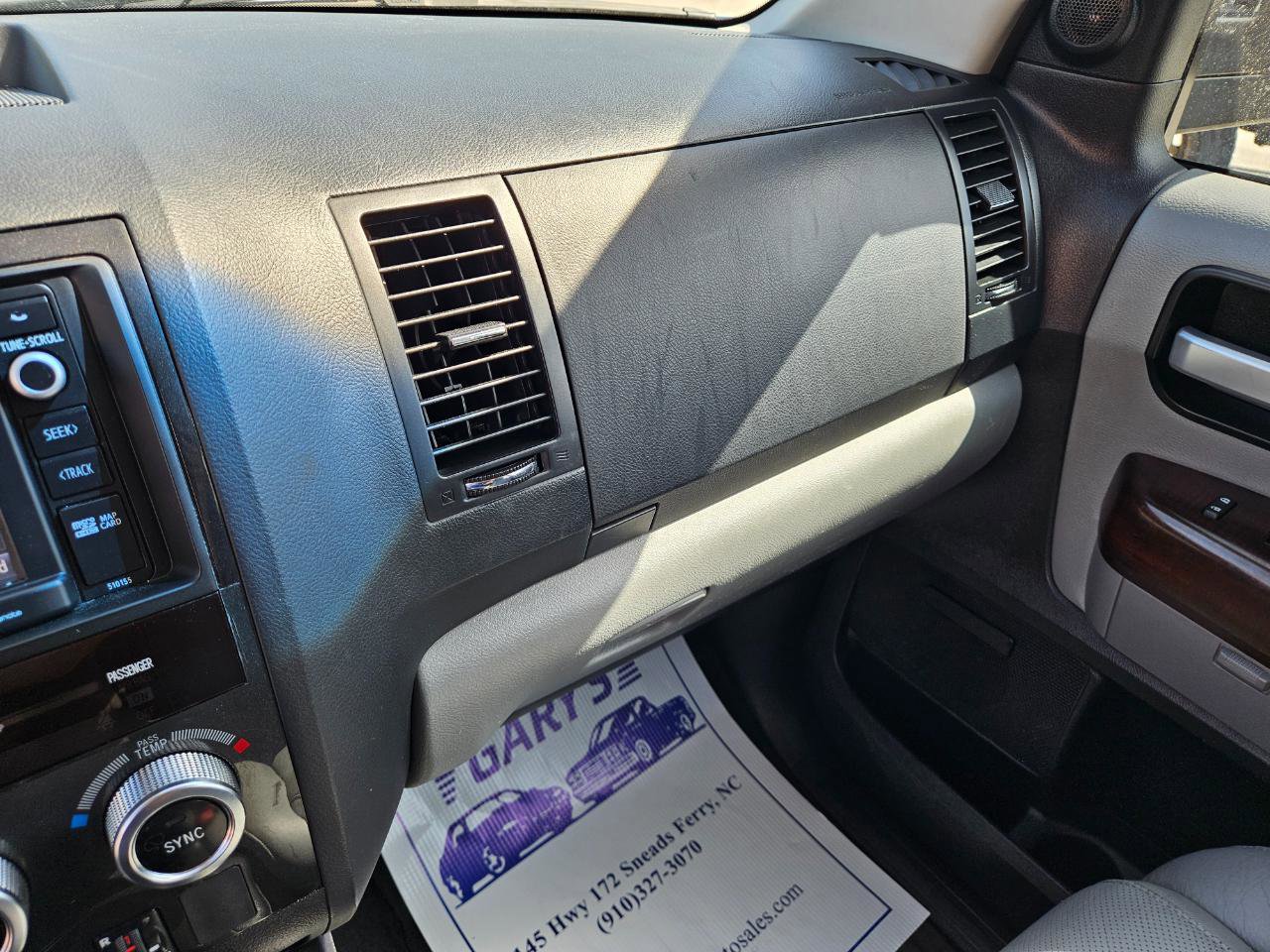 Used 2016 Toyota Sequoia Platinum image 20