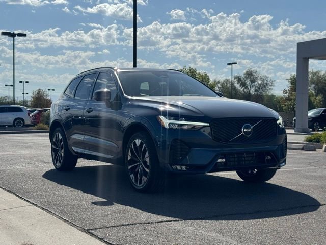 New 2026 Volvo XC60 B5 Plus w/ Climate Package