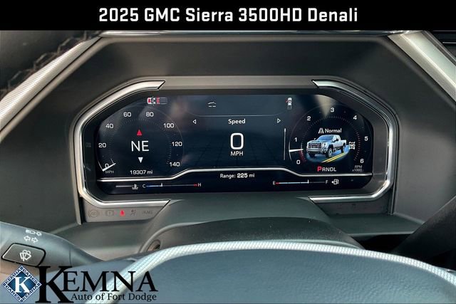 Used 2025 GMC Sierra 3500 Denali w/ Denali Reserve Package AWD/4WD image 17