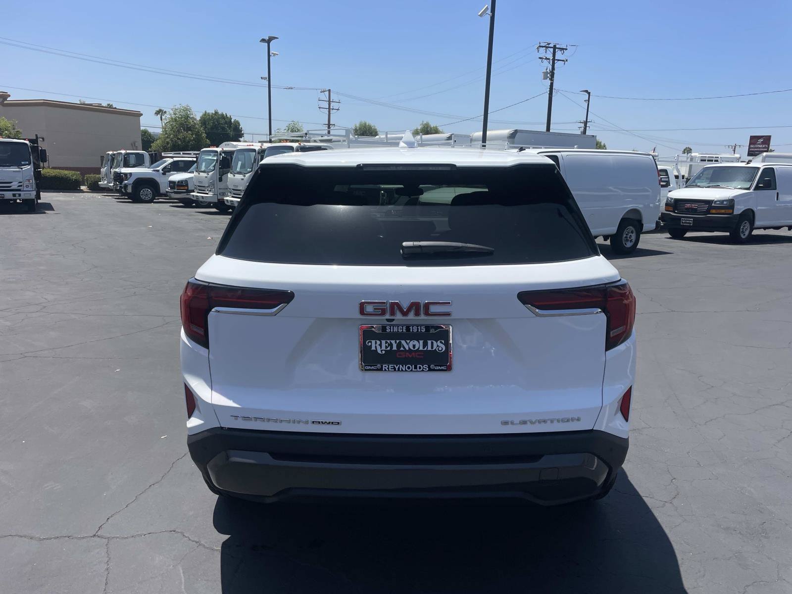 New 2027 GMC Terrain Elevation AWD/4WD image 6