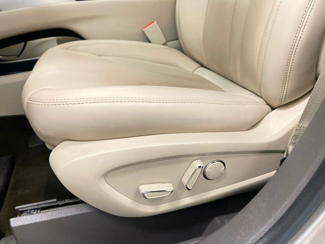 Used 2020 Lincoln Nautilus Premier w/ Equipment Group 101A AWD/4WD image 17