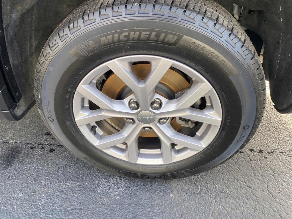 Used 2022 Jeep Grand Cherokee L Limited w/ Trailer Tow Group (B) image 30