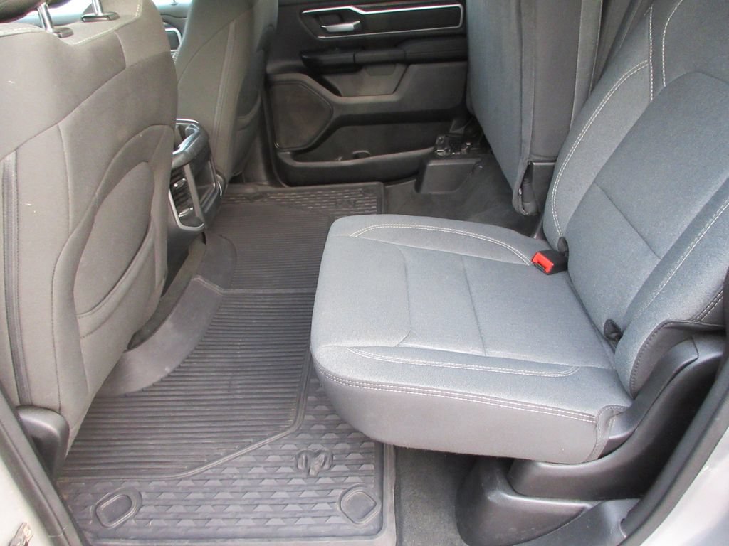 Used 2021 RAM 1500 Big Horn AWD/4WD image 17