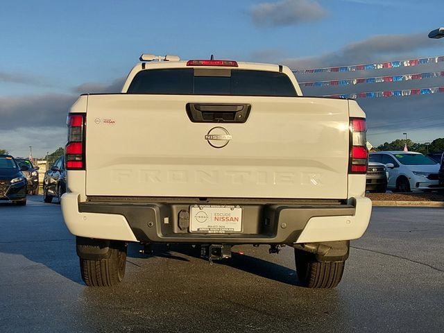 Certified 2026 Nissan Frontier SV w/ SV Convenience Package RWD image 4