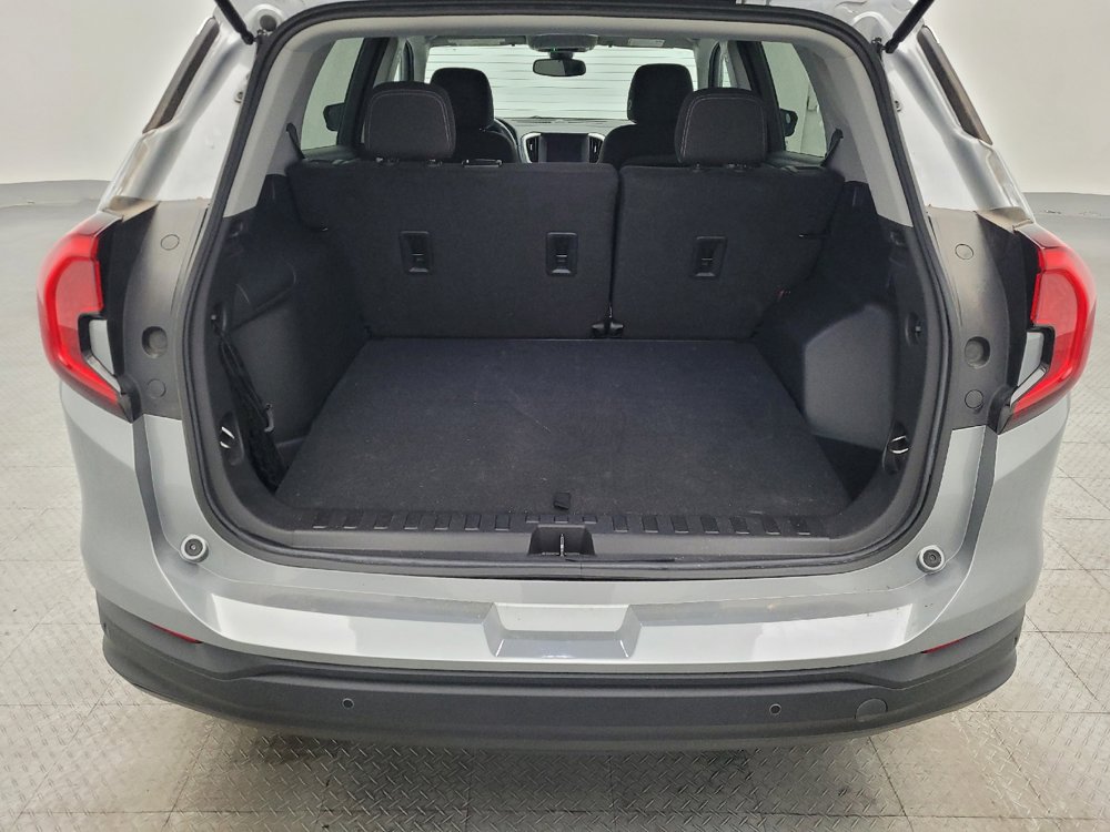 Used 2024 GMC Terrain SLE w/ Fleet Convenience Package image 29