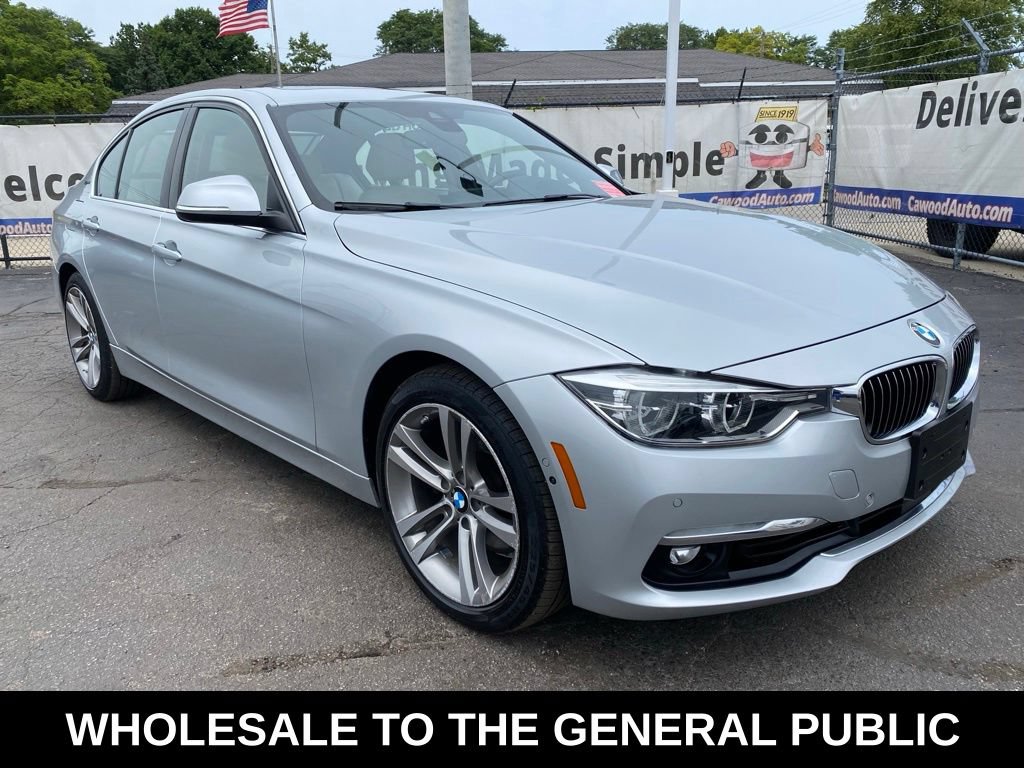 Used 2016 BMW 330e RWD image 1