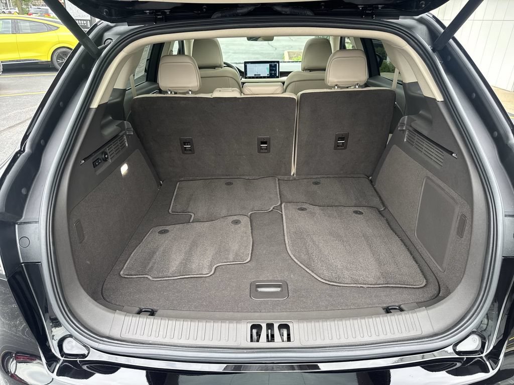 Certified 2023 Lincoln Nautilus Reserve AWD/4WD image 21