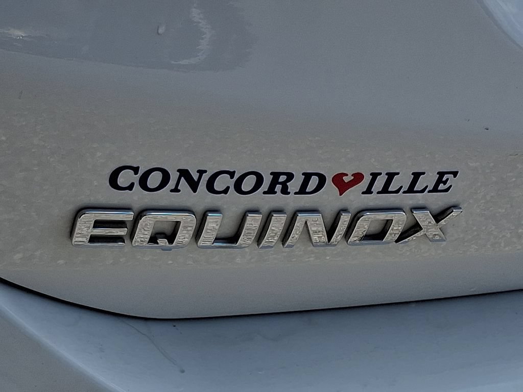 Used 2023 Chevrolet Equinox LT FWD image 29