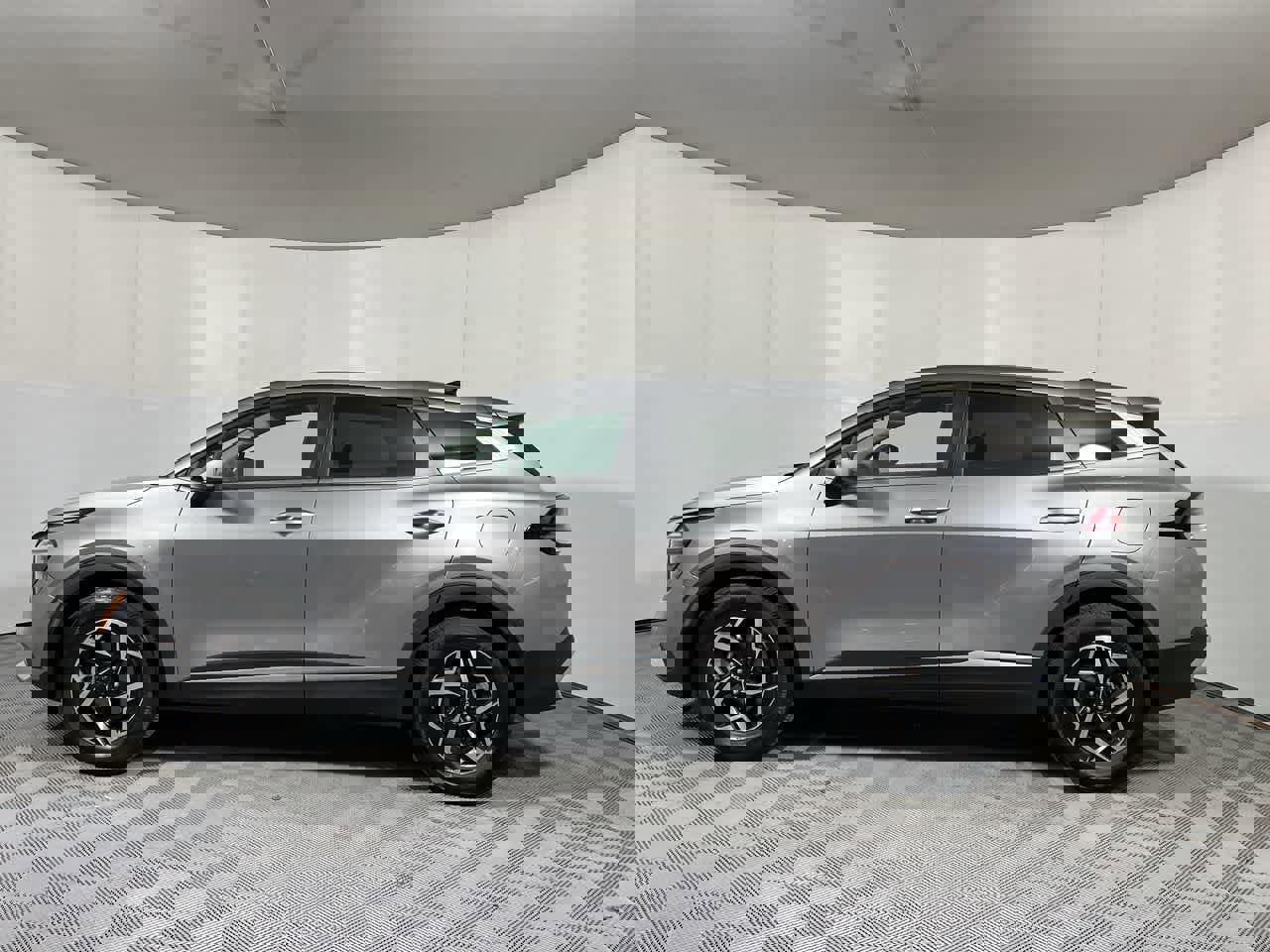 Used 2024 Kia Sportage LX image 5