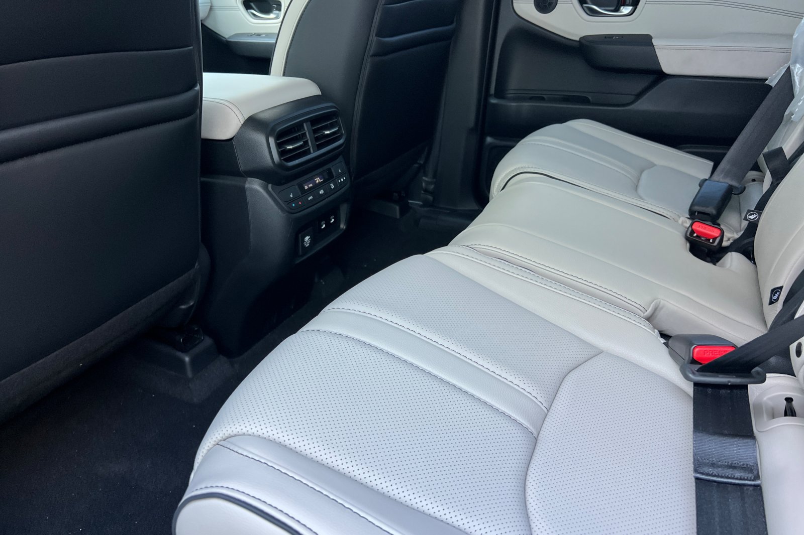 New 2026 Honda Pilot Elite image 11
