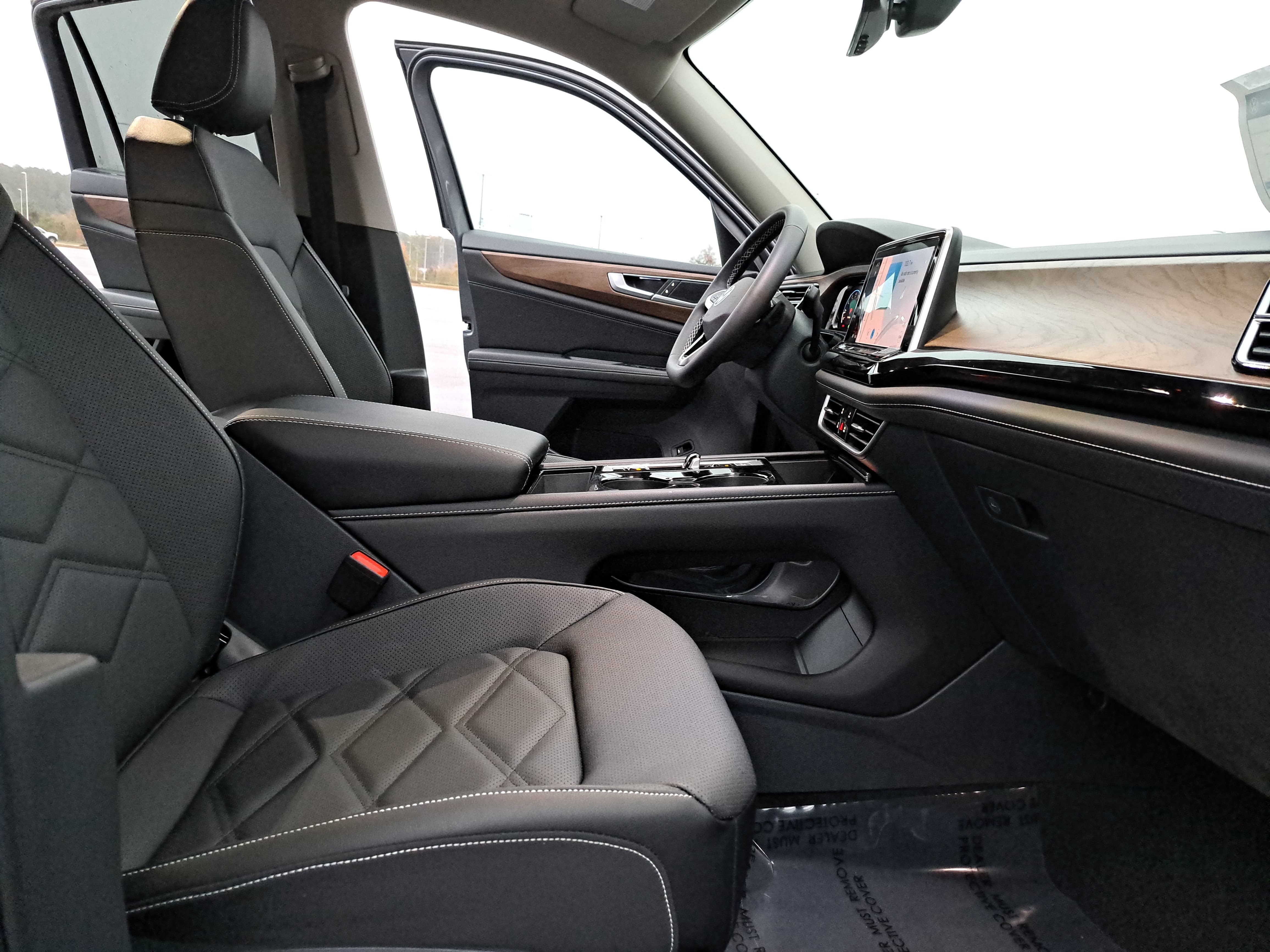 New 2026 Volkswagen Atlas SE FWD image 10