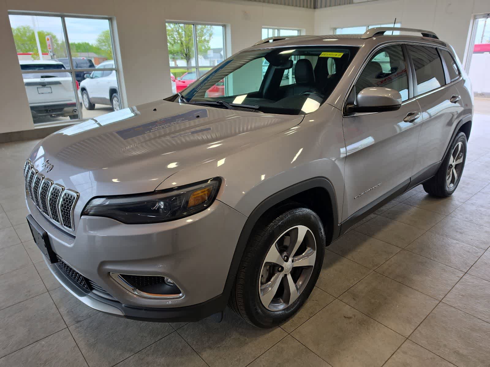 Used 2020 Jeep Cherokee Limited AWD/4WD image 1