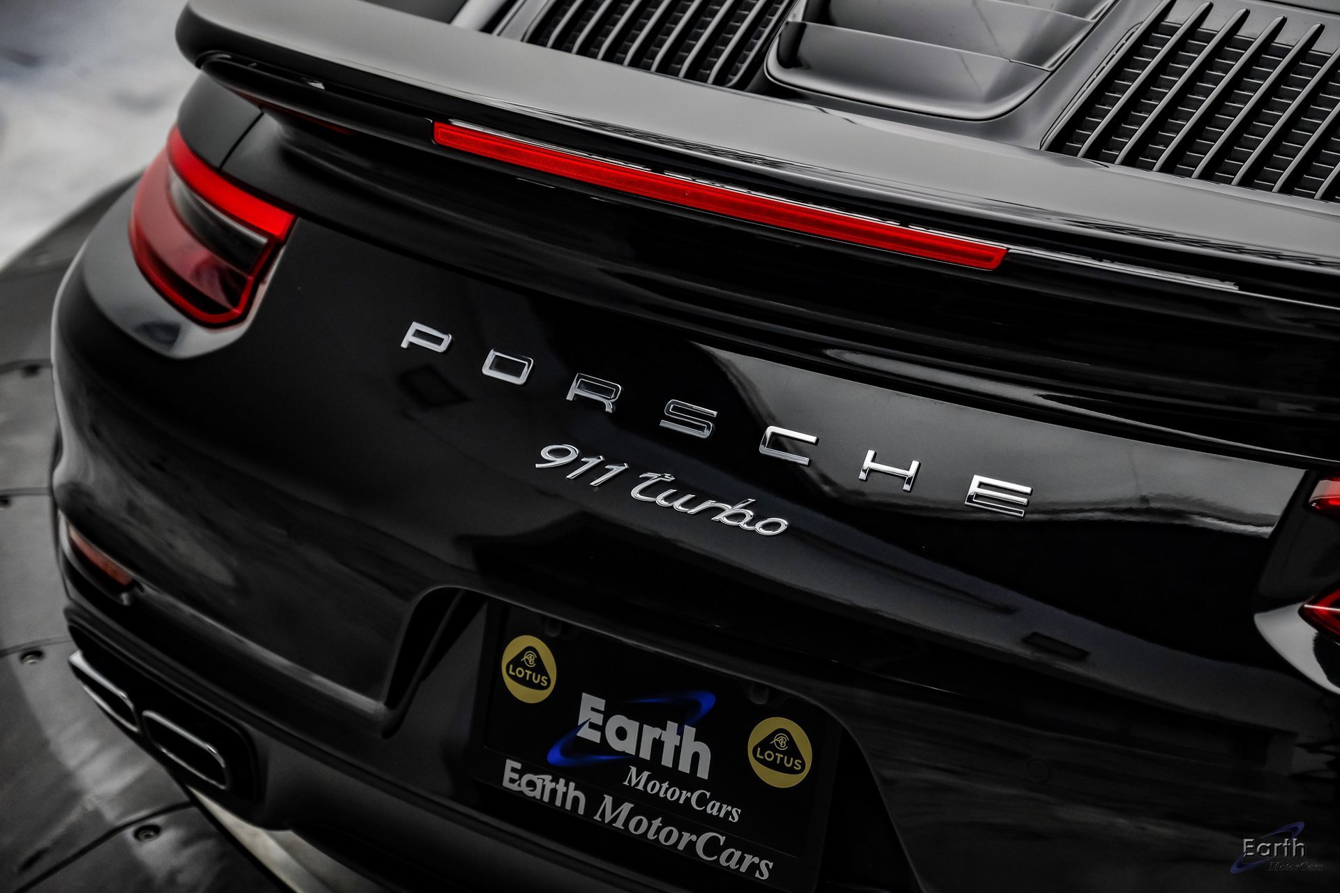 Used 2019 Porsche 911 Turbo image 37