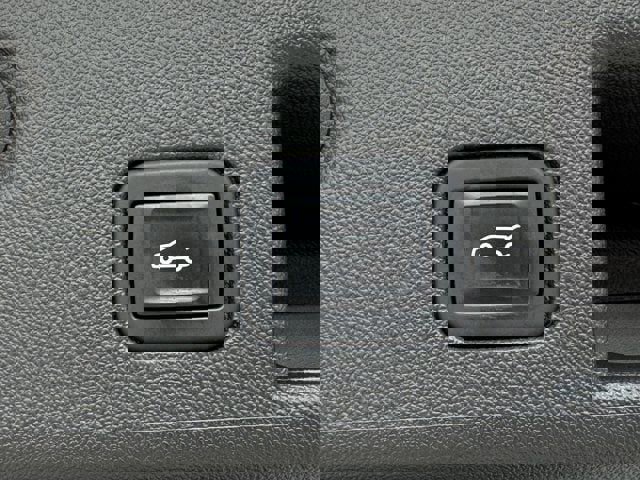 Used 2022 Chevrolet Equinox LT image 34